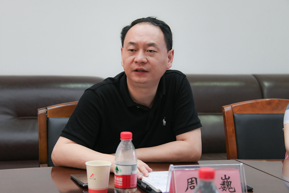 中南财大党委宣传部长周巍一行来校调研交流